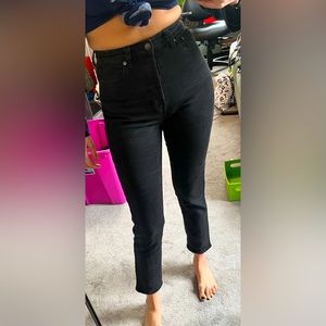 H&M high waisted mom jeans black size US 2 EUR 34